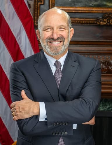 Official portrait of Howard Lutnick