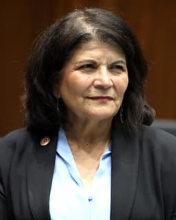 Official portrait of Betty Villegas